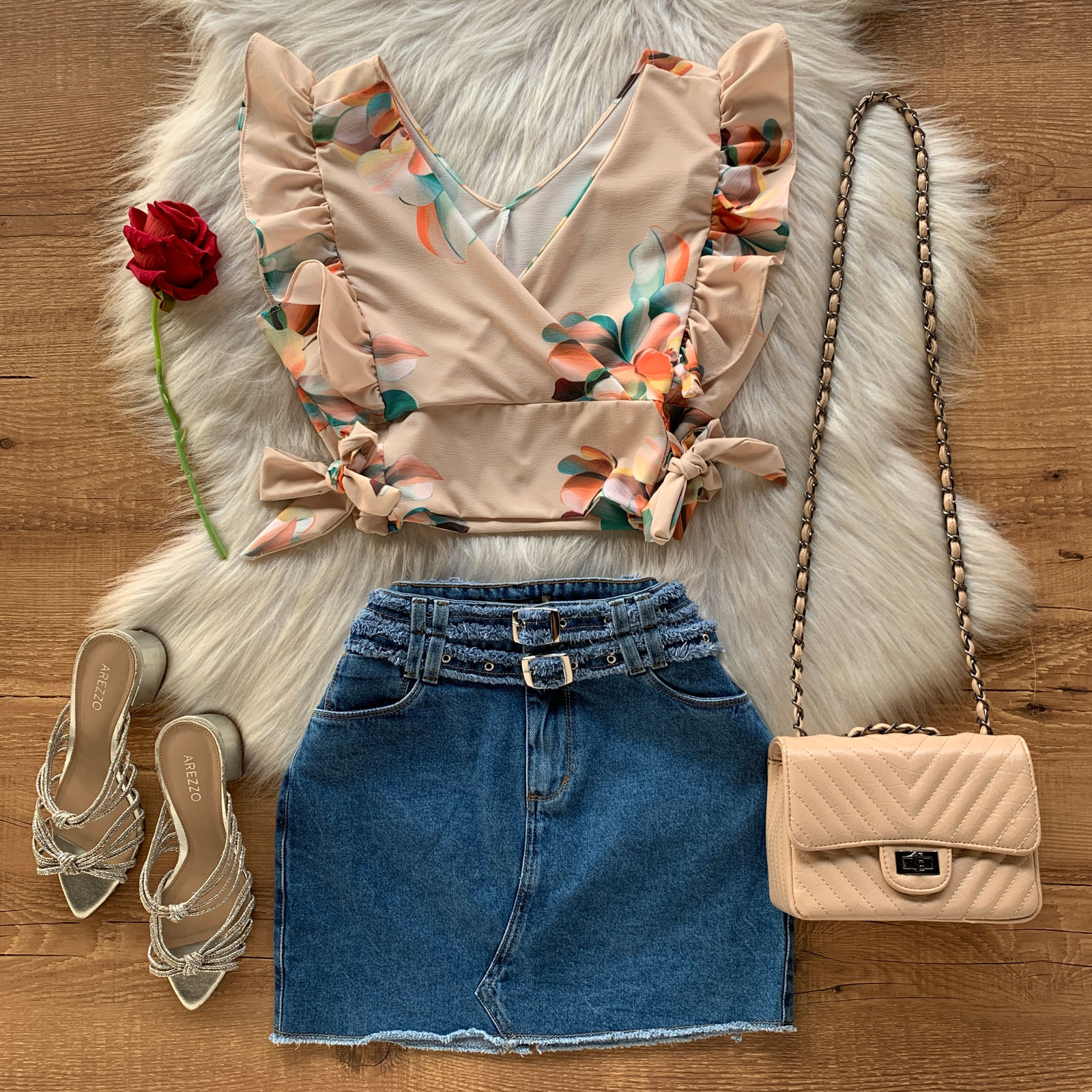 Cropped Floral Babados N Zinhos Laterais Nude Dondoca Moda Feminina Dondoca Moda Feminina