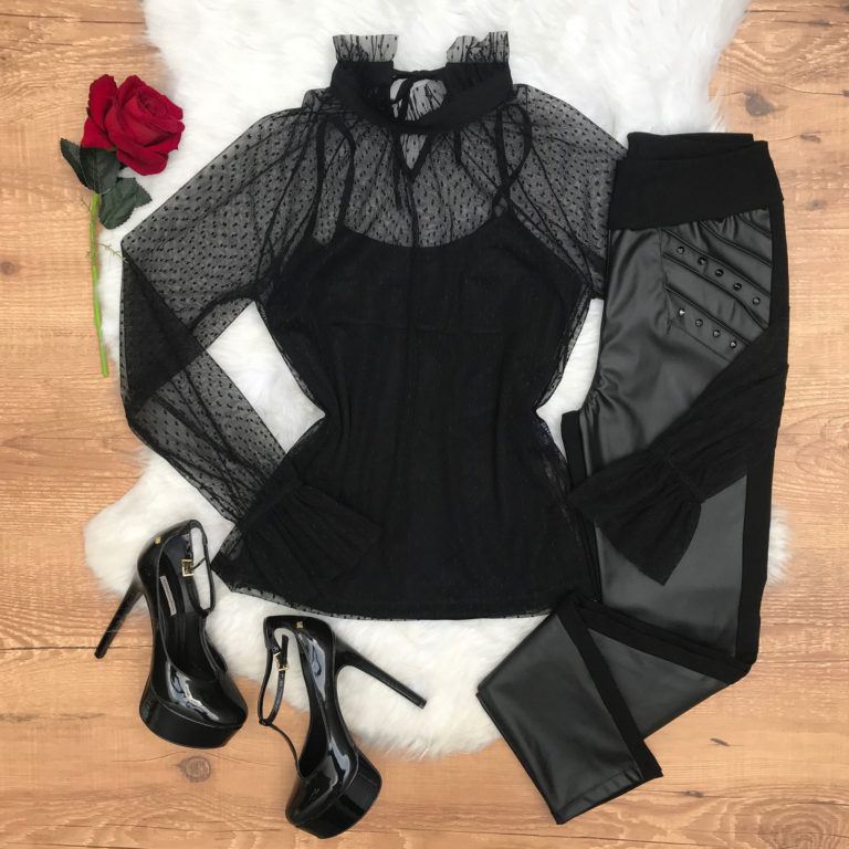 BLUSA EM TULE COM REGATA