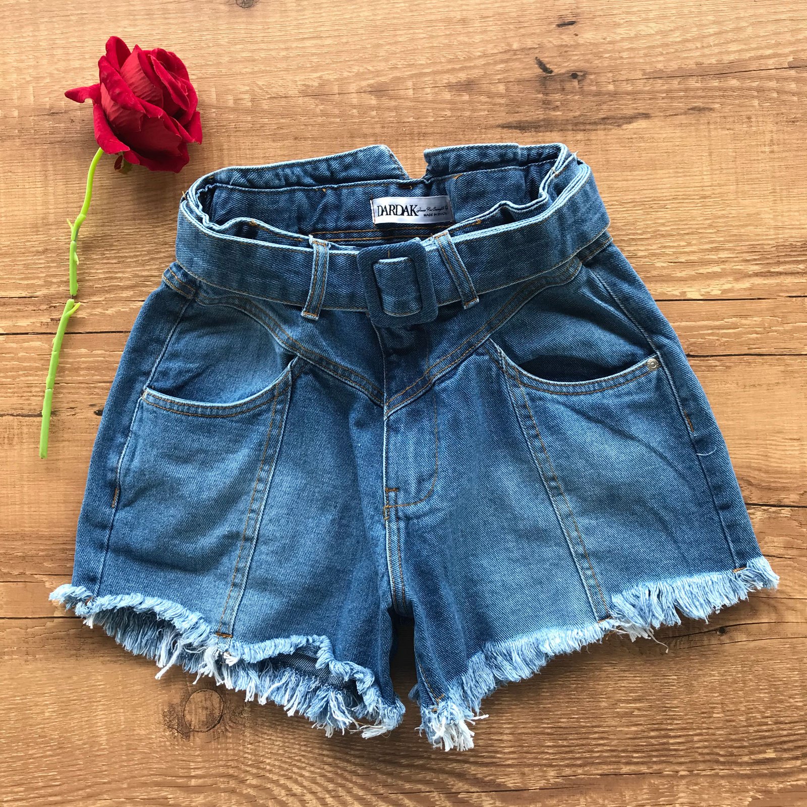 Short Feminino Jeans Cintura Alta + Cinto 