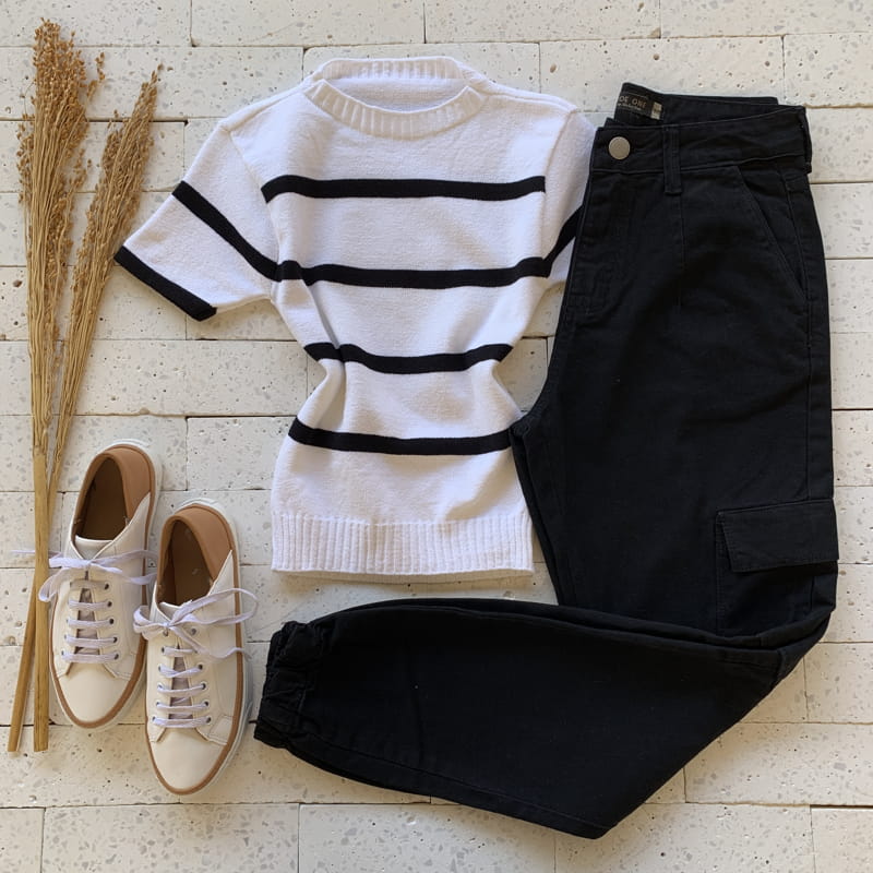 MODAL ALONGADO COM LISTRA OFF E PRETO