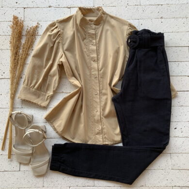 Beige Pants Outfit