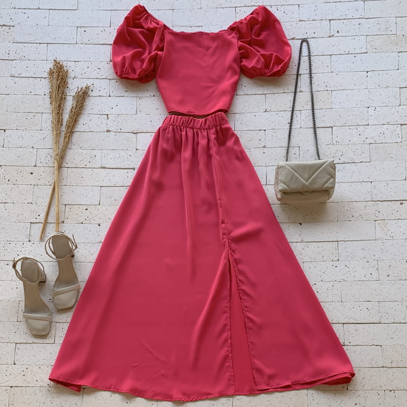 CONJUNTO BUFANTE E SAIA LONGUETE COM FENDA PINK