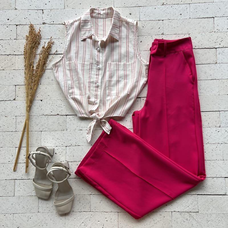 CAMISA LISTRADA DETALHE BOLSOS E NÓZINHO VERMELHA